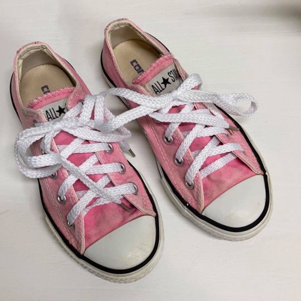 Girls Converse